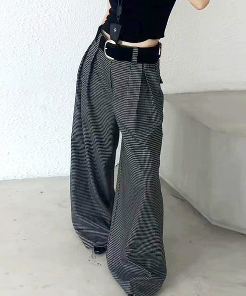 Check Wide Tuck Pants